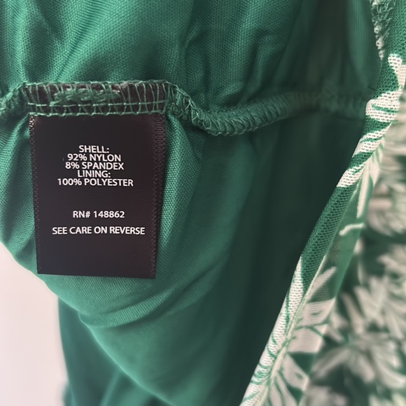 NWT Torrid green jacket Stretch Mesh Cropped Shirred Cami Top - Picture 9 of 9